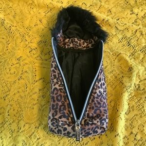 Ice Ware leopard print bottles holder